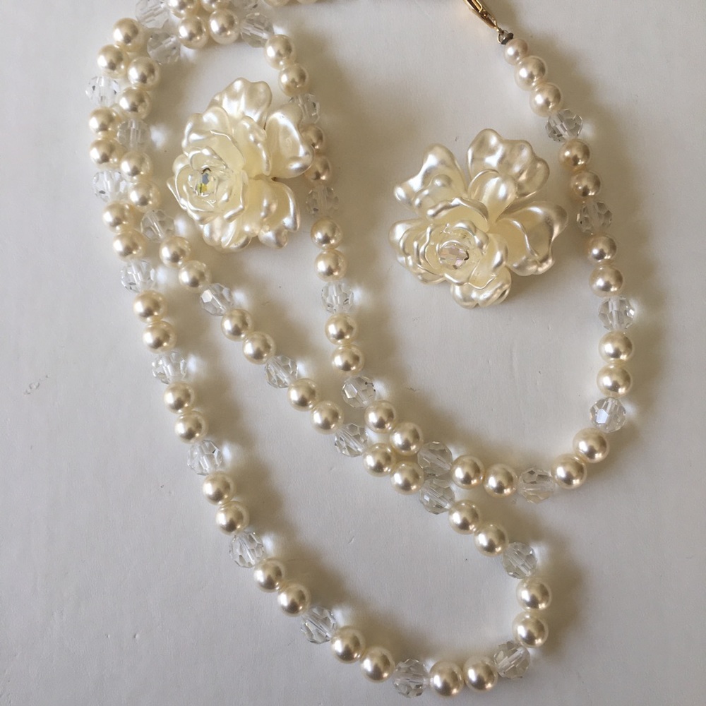 Pearl 8mm  30” Necklace and Free earrings